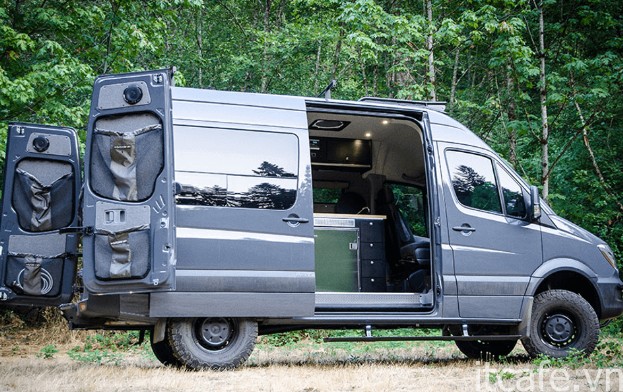 Tổng hợp 15 chiếc xe tải Camper tốt nhất dành cho khách du lịch di động 44